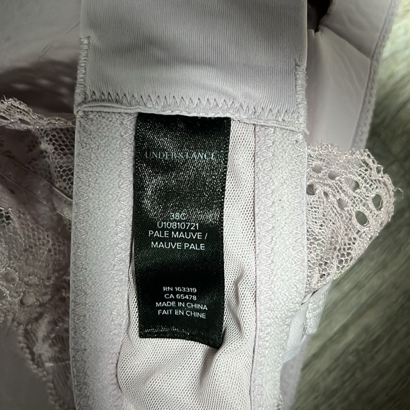 Understance Uplift Wireless Plunge Lace Bra - Pale Mauve - Picture 3 of 3